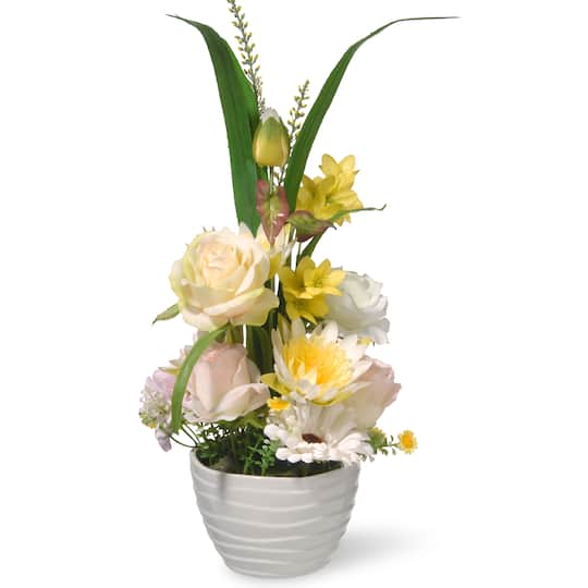 17&#x22; Potted Daisy &#x26; Rose Flowers
